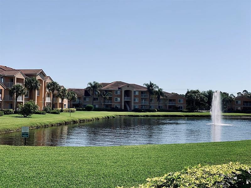 1st image of 241 SW Palm Dr APT 104