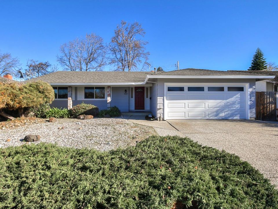 1st image of 454 Leota Ave