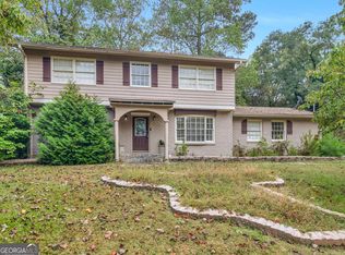 262 Rhodes Dr, Athens, GA 30606