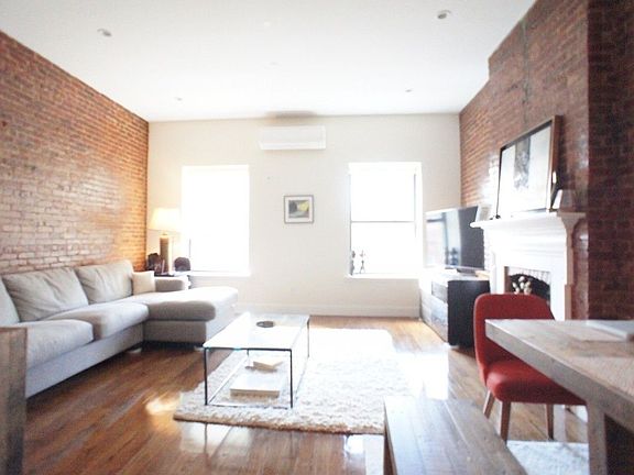 3rd image of 309 W 139th St