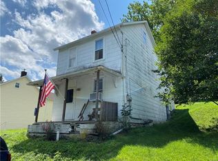 2028 N Lehigh Ave, Whitehall, PA 18052
