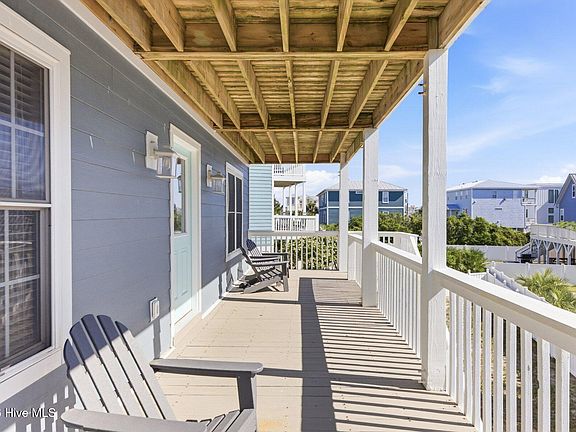 4th image of 110 Seaward Court