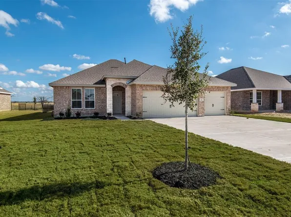 2411 Three Wood Way, Navasota, TX 77868