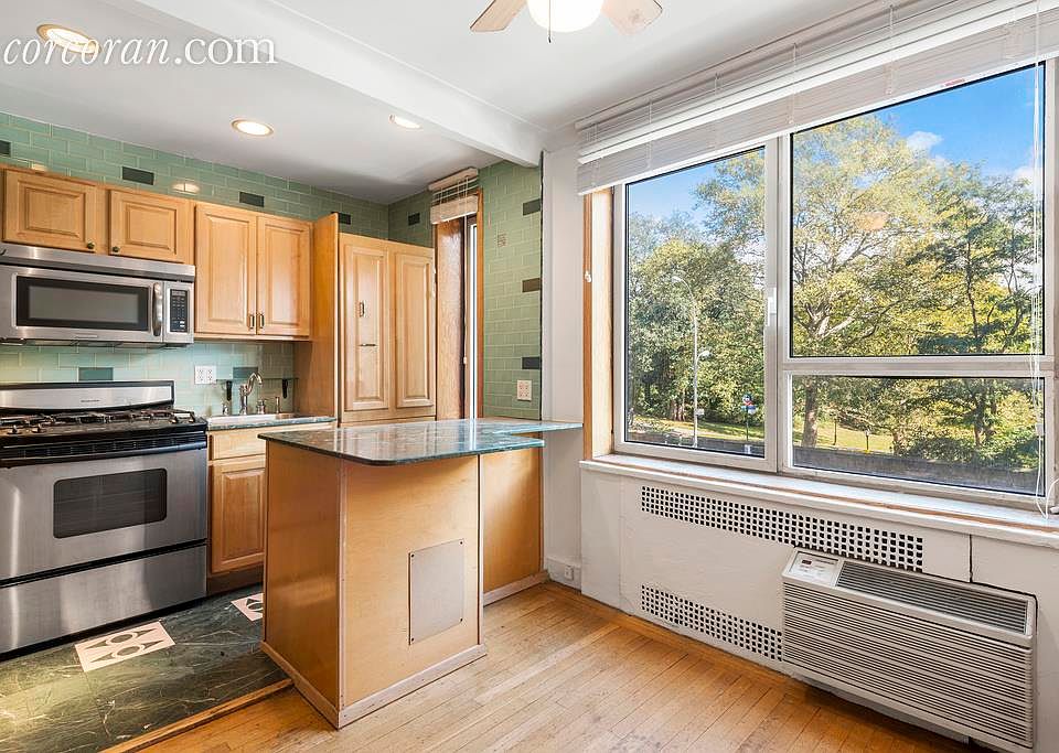 1st image of 420-424 Central Park W #2H