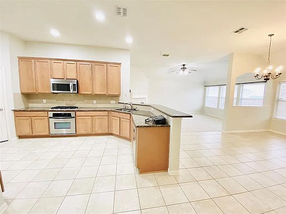 4th image of 3416 Woodheights Ct