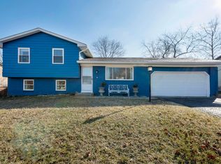 3256 Simmons Dr, Grove City, OH