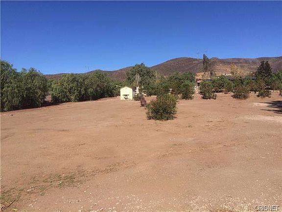 4th image of 9550 Sierra Hwy