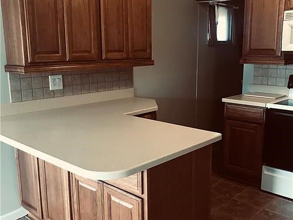 5th image of 1566 Pueblo Dr