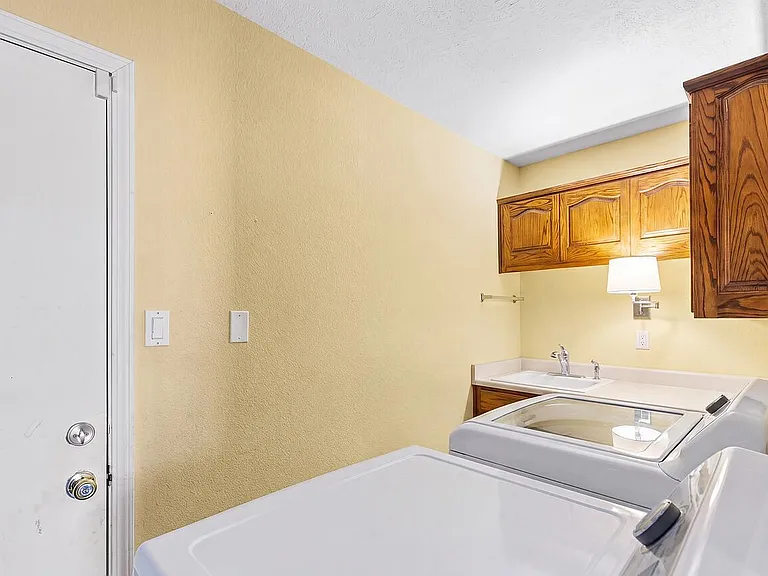 9441 Allande Rd NE — Photo 34