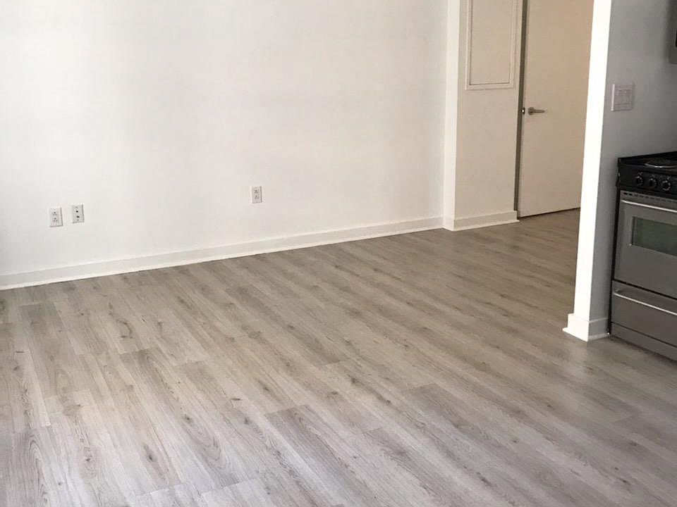 1st image of 219-29 S 18th St #502