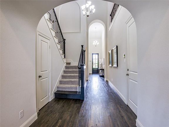 4th image of 4501 Crossvine Dr