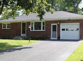 22 Hunter Rd, Delmar, NY 12054