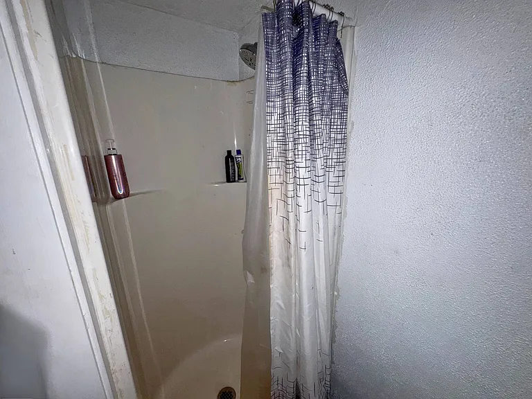 1609 Sunnyside Ln — Photo 23