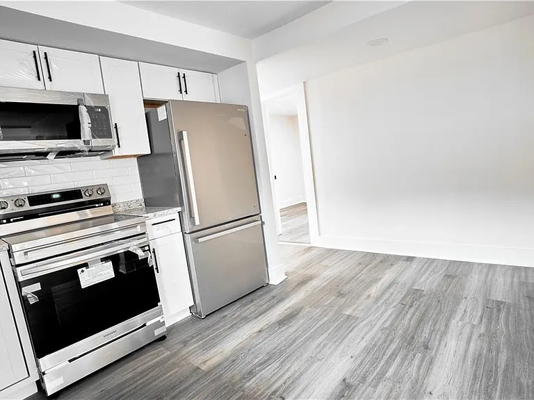 184 Scott St NW — Photo 10