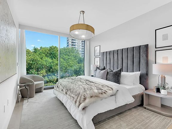 4th image of 175 Chrystie St #3E