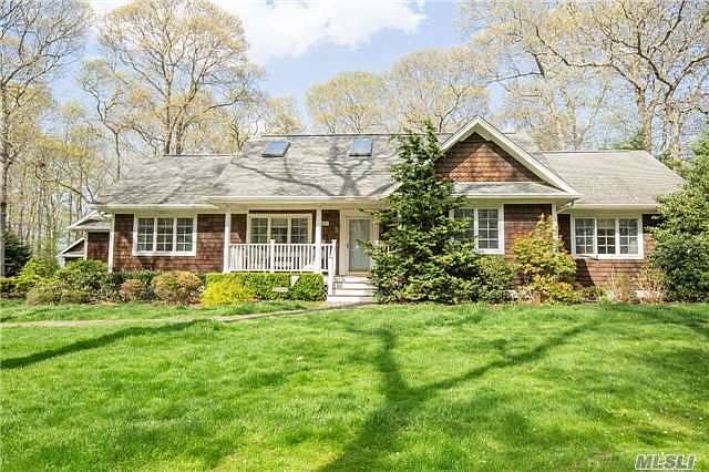 1st image of 1455 Evergreen Dr
