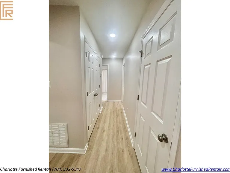 9427 S Vicksburg Park Ct — Photo 9