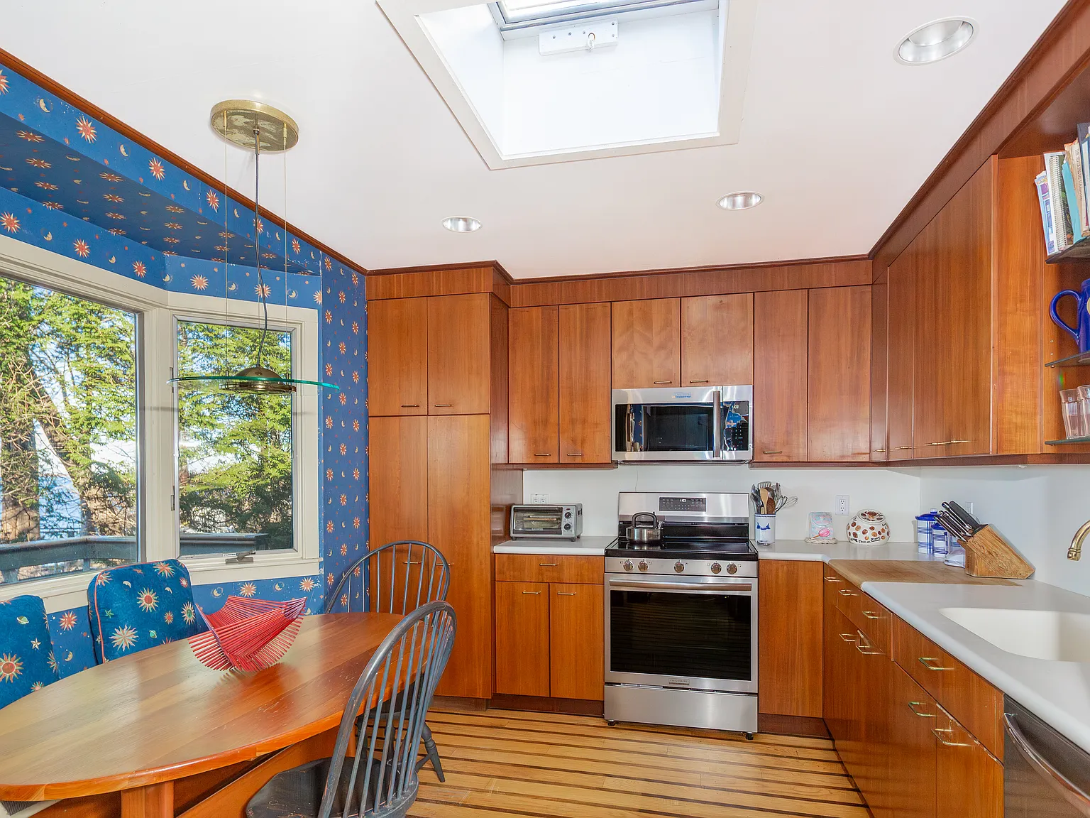 Waterfront Dream Rental — Photo 4