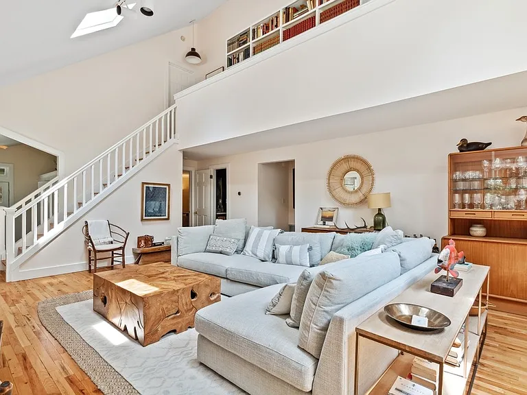 213 Treescape Dr — Photo 10