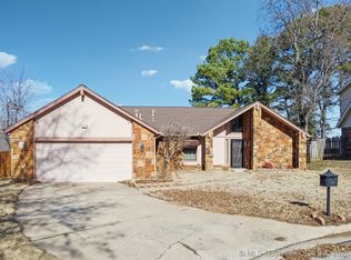 2317 W Xyler St, Tulsa, OK 74127