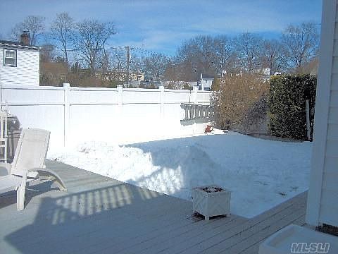3rd image of 1823 Evergreen Ave