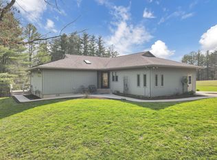 11135 Salem Rd, Athens, OH 45701