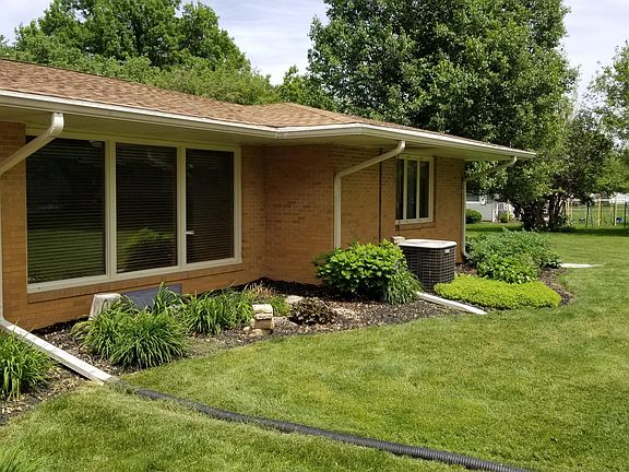 2nd image of 2928 Mulberry Ave