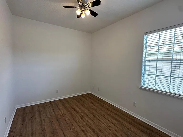 844 Spring Oak Cir — Photo 18