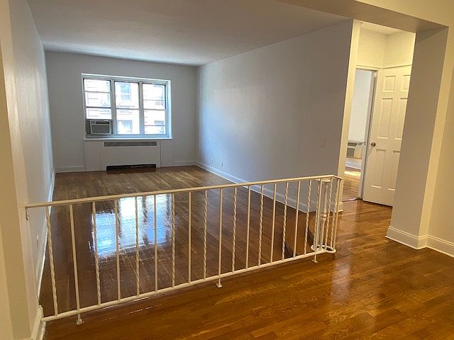 1st image of 340 W 55th St #6N