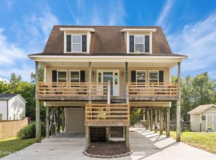 348 Chadwick Acres Rd, Sneads Ferry, NC 28460