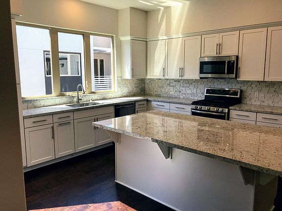 Natural light in Kitchen