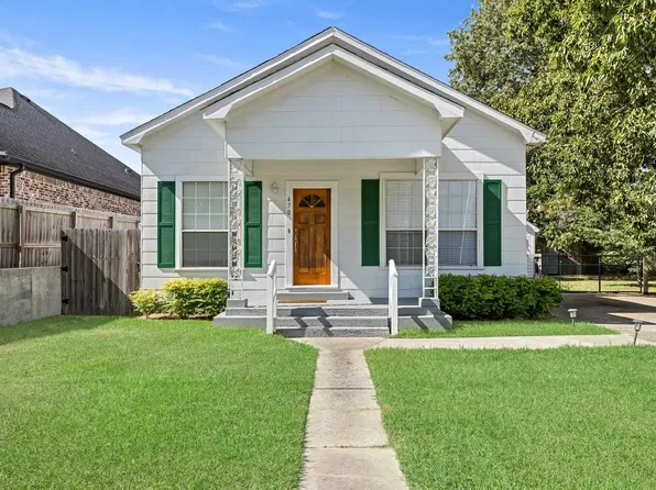 470 W Hooks St, Sour Lake, TX 77659