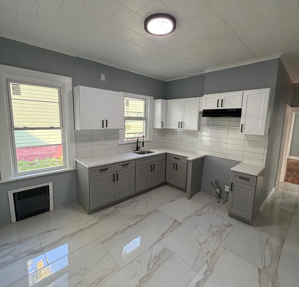 3 bed, $2,195 — Photo 3