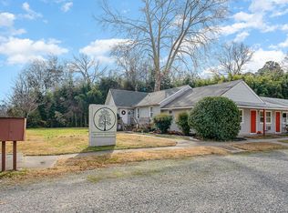 7141 Merrimac Trl APT 10, Williamsburg, VA 23185