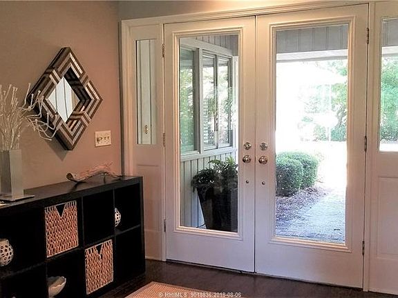 3rd image of 10 Sugar Pine Ln