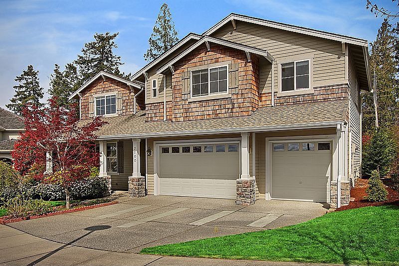 1st image of 2100 NE Katsura St