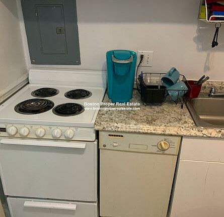 1091 Boylston #38 Boston - Fenway Unit Photo 2