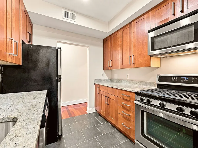 3005 Sherman Ave NW #1 — Photo 6