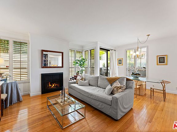 4th image of 12115 San Vicente Blvd Unit 111