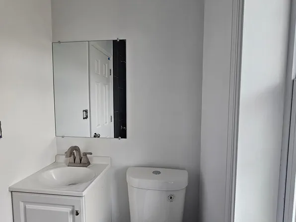 526 Main St APT 2, Darby, PA 19023