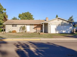 445 S 12th St, Lebanon, OR 97355