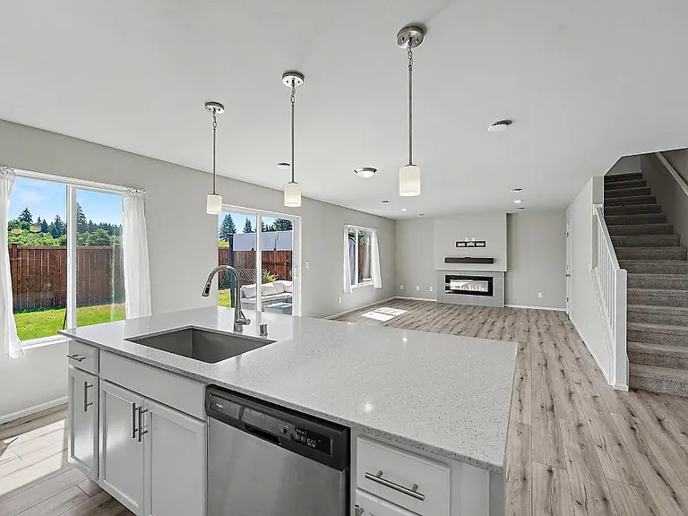 15065 Iverson Loop SE — Photo 14