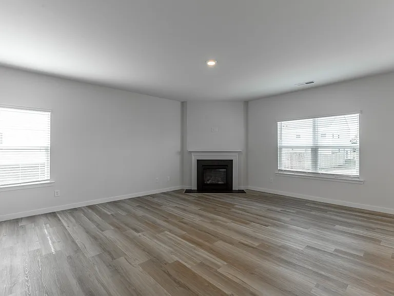 8465 Mulberry Way — Photo 7