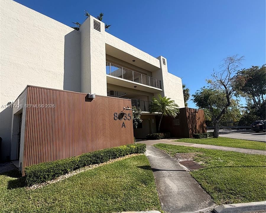 1st image of 8035 SW 107th Ave APT 203