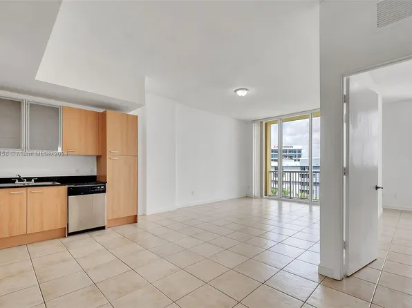 1350 NW 8th Ct #A7, Miami, FL 33136