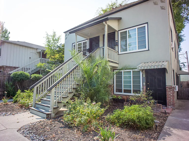2408 Q St #4 — Photo 1