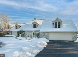 23 Ridgewood Rd, Lancaster, PA 17603