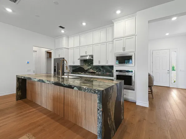 10799 STELLAR Circle, Palm Beach Gardens, FL 33412