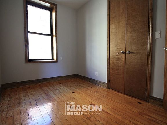 5th image of 70 W 109th St APT 30