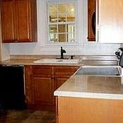 3rd image of 1317 Tremont Ave